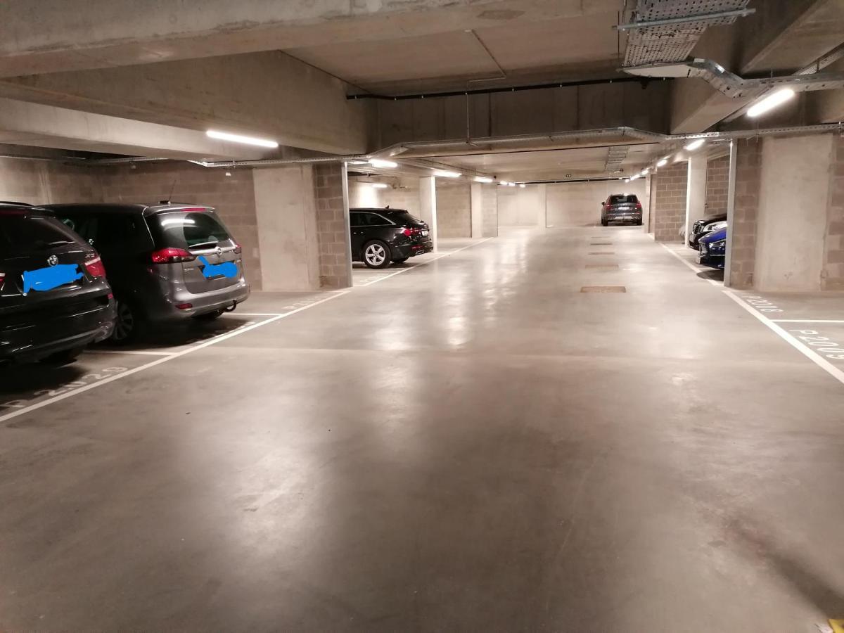 Bartine - Modern And Spacious Flat Near The Sea, Free Parking Space Oostende Ngoại thất bức ảnh