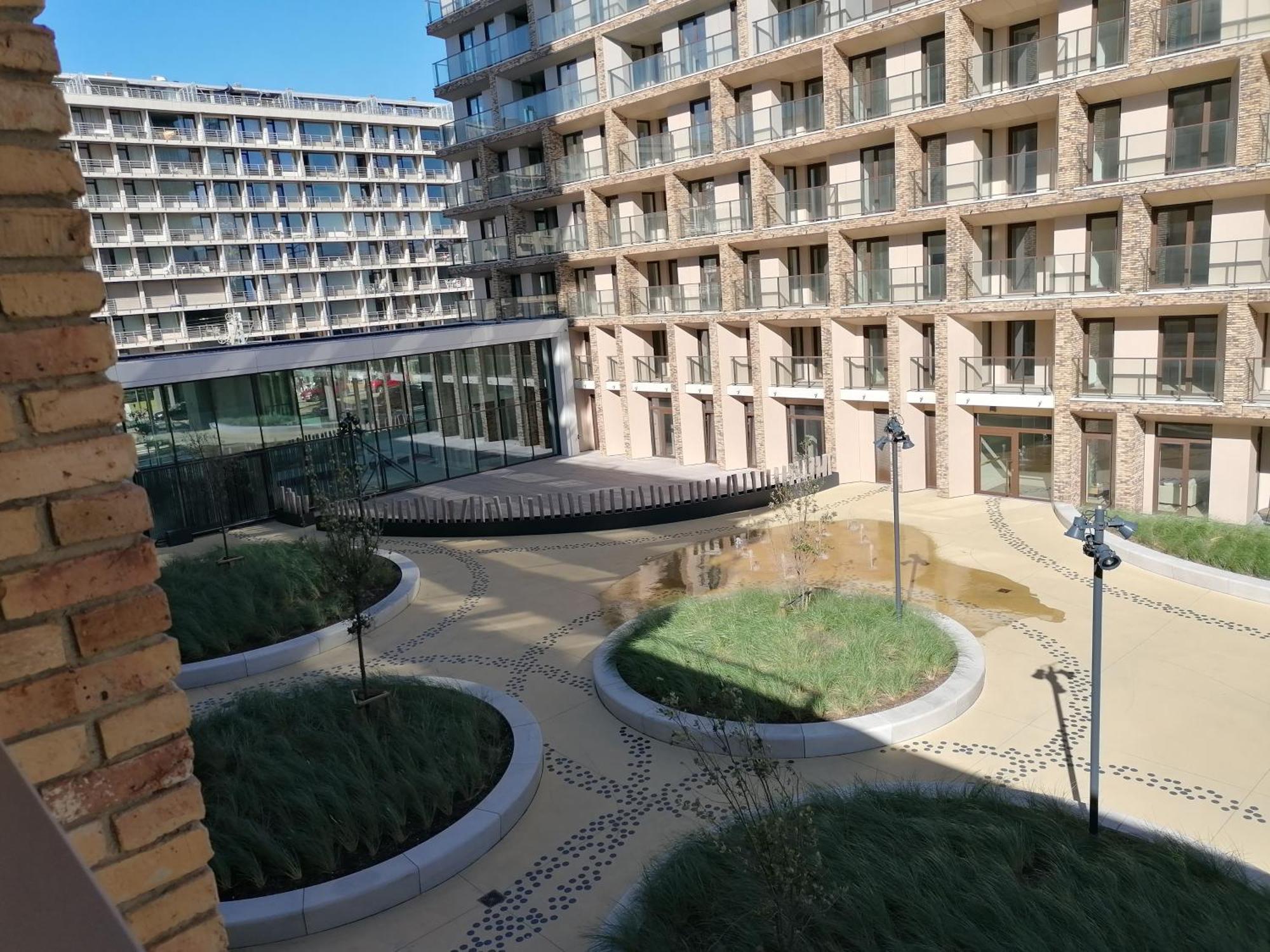 Bartine - Modern And Spacious Flat Near The Sea, Free Parking Space Oostende Ngoại thất bức ảnh