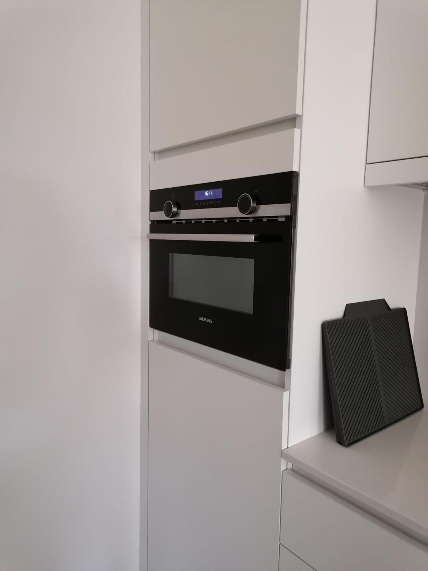Bartine - Modern And Spacious Flat Near The Sea, Free Parking Space Oostende Ngoại thất bức ảnh